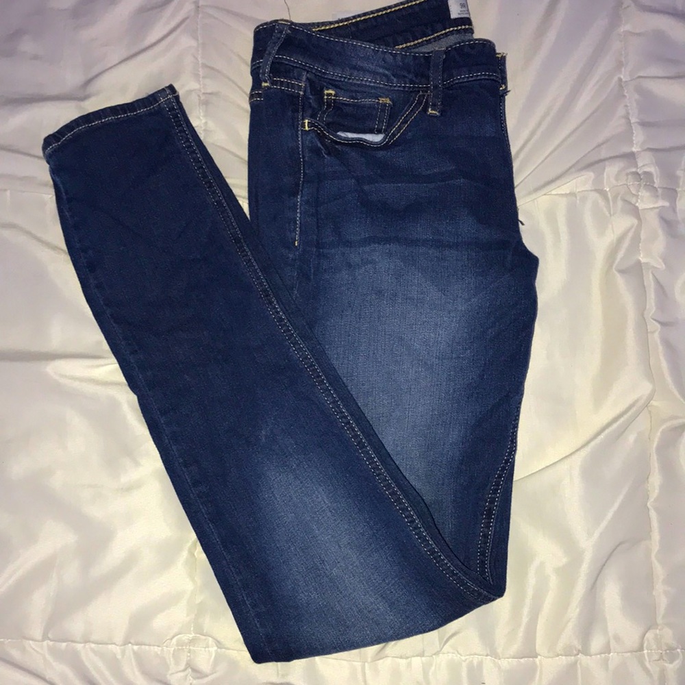 Hollister jeans